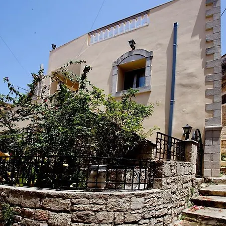 Villa Erontas *